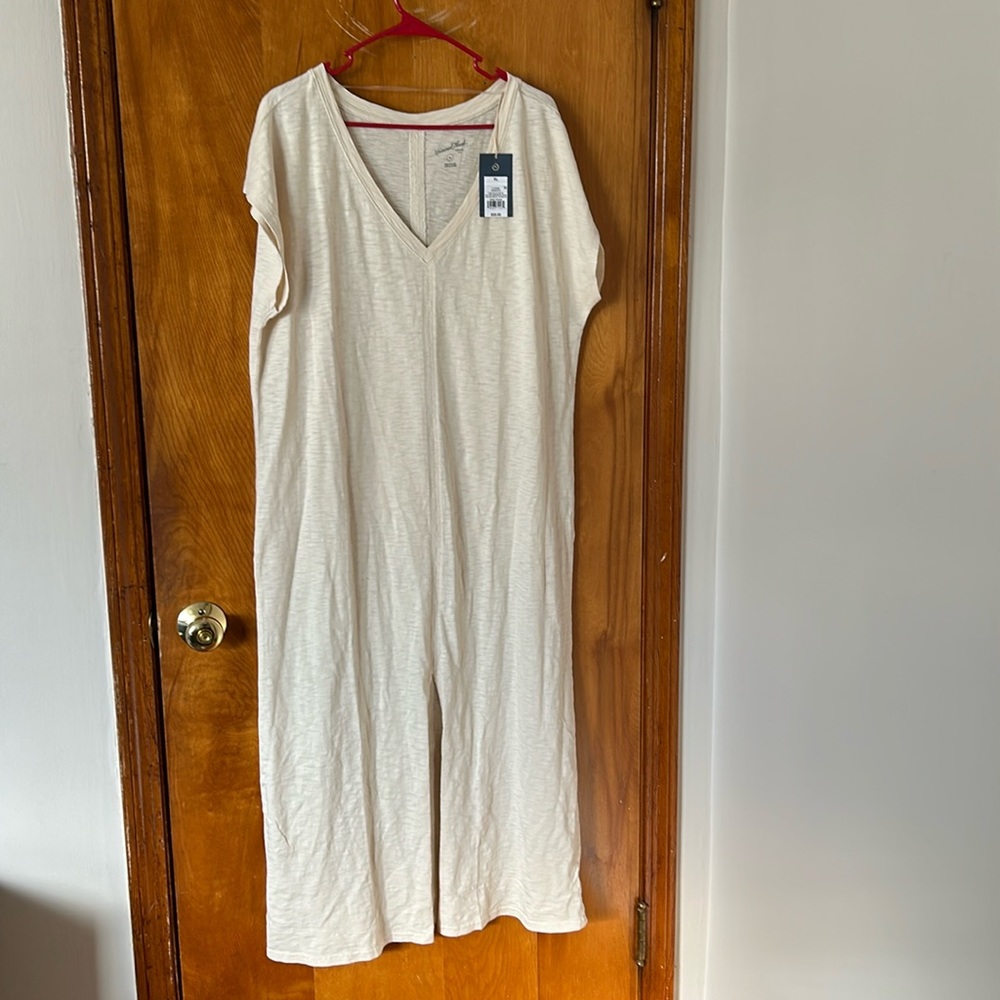 Universal Thread Cream Maxi Dress